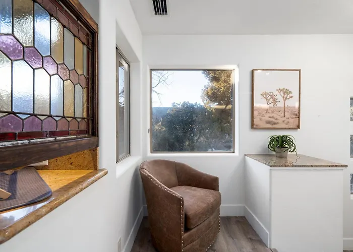 Modern Secluded With Amazing Views Hot Tub Casita Holiday home